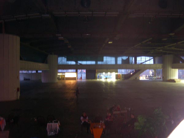 Hall02
